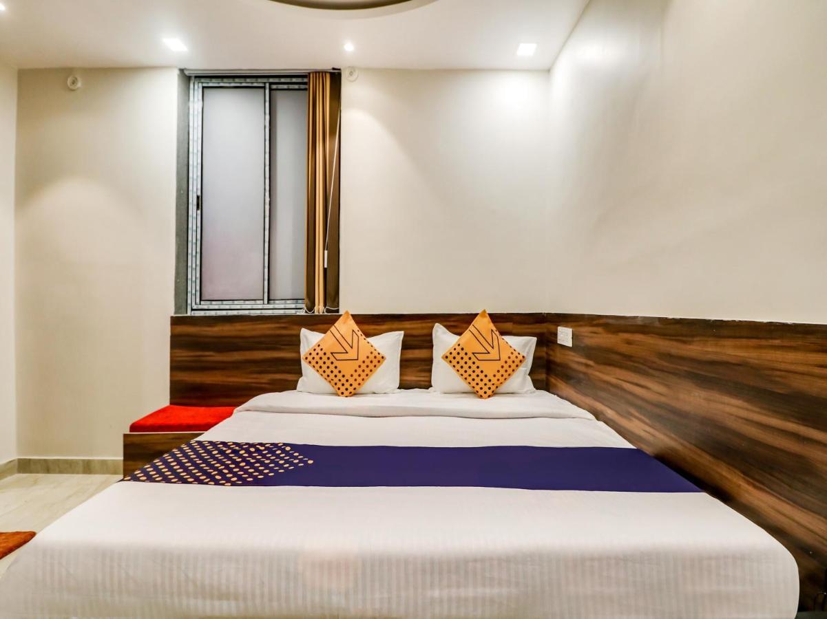 Spot On 69549 Hotel Shri Ram Kashi Muthiganj Экстерьер фото