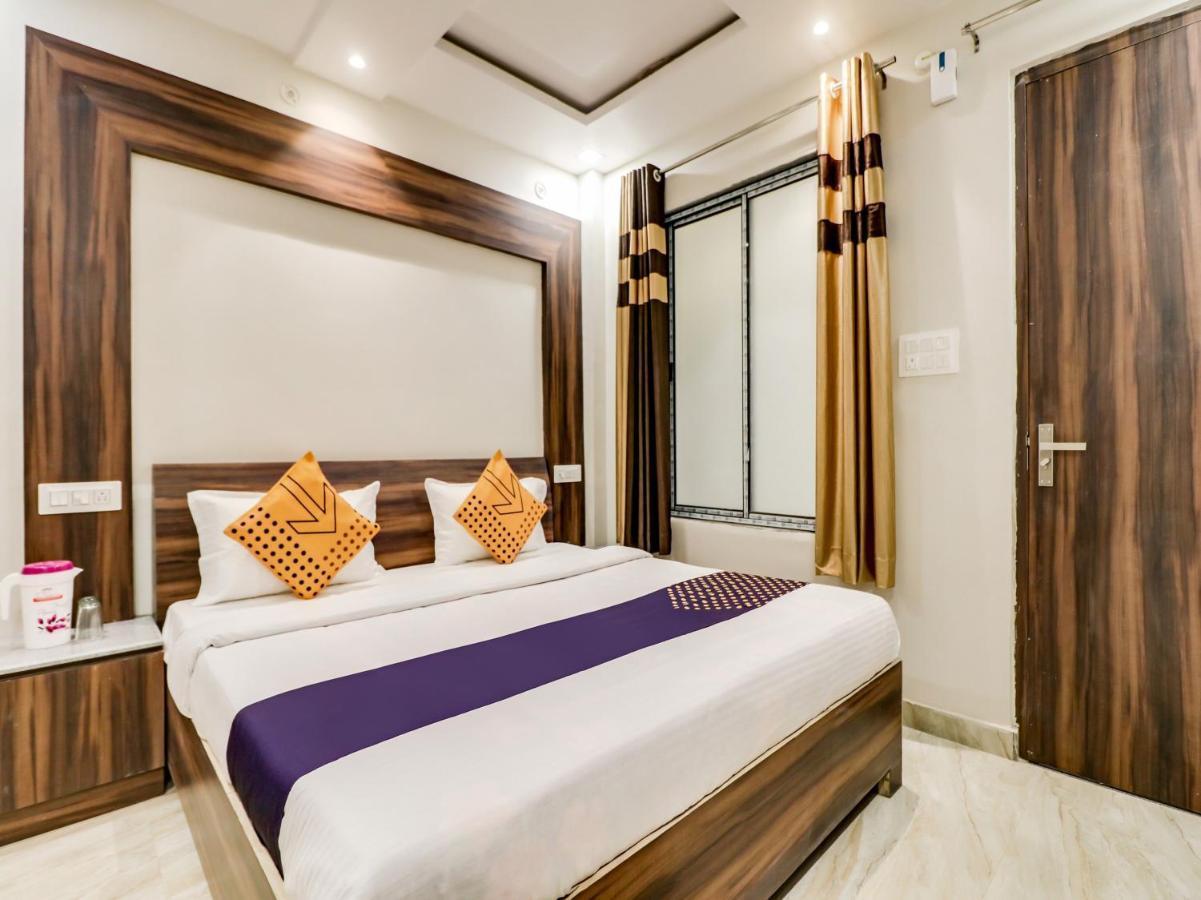 Spot On 69549 Hotel Shri Ram Kashi Muthiganj Экстерьер фото