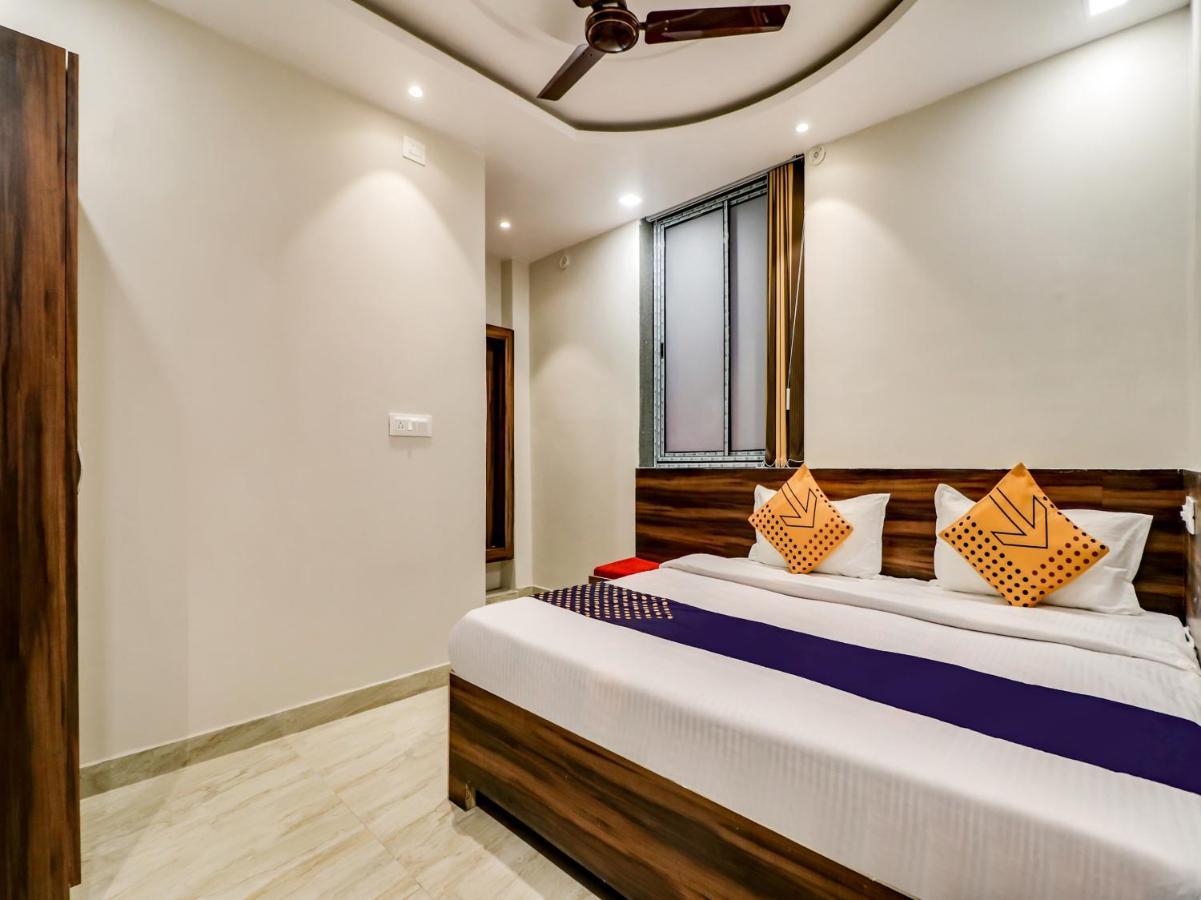 Spot On 69549 Hotel Shri Ram Kashi Muthiganj Экстерьер фото